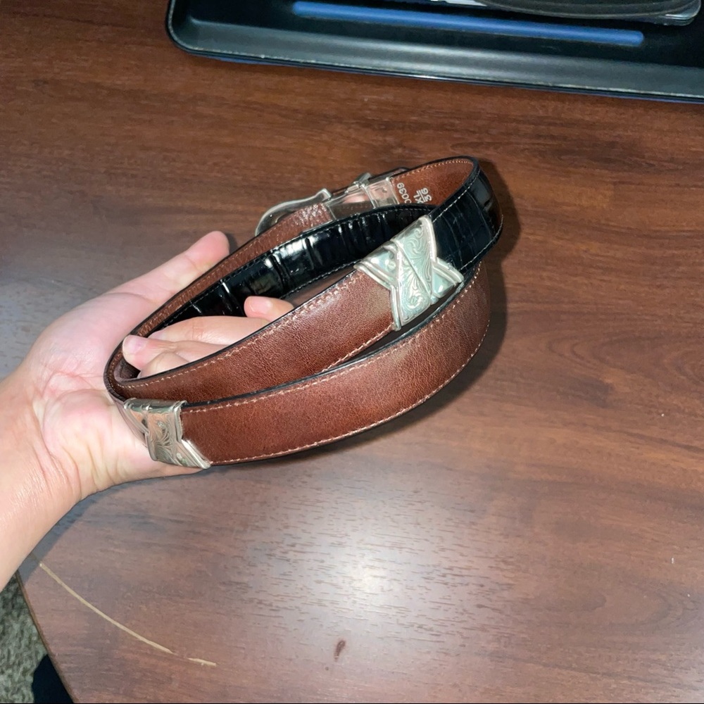 Woman’s western leather belt size XL